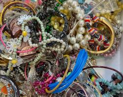 Items of jewellery donated for students to create new pieces from  